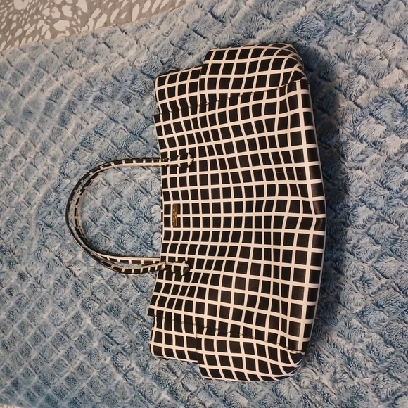 Kate Spade XL Dally Laurel Black & Cream Checked Zippered Travel Overnight Bag - Picture 2 of 14